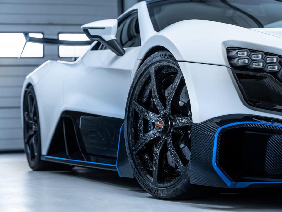 Детали экстерьера Zenvo TSR-S 2020 года  (фото 7 из 17)